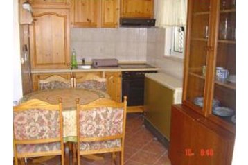 Семейный пансионат Žuljana 5